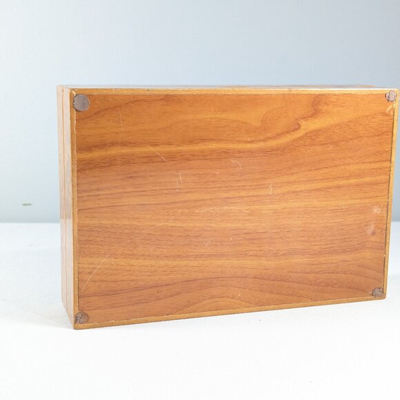 Minimalist Burl Maple cigar humidor, travel cigar storage box - Picture 10 of 10